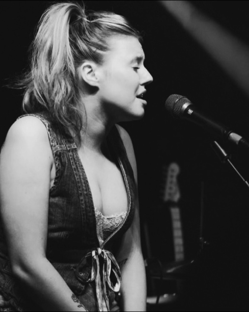 Robyn